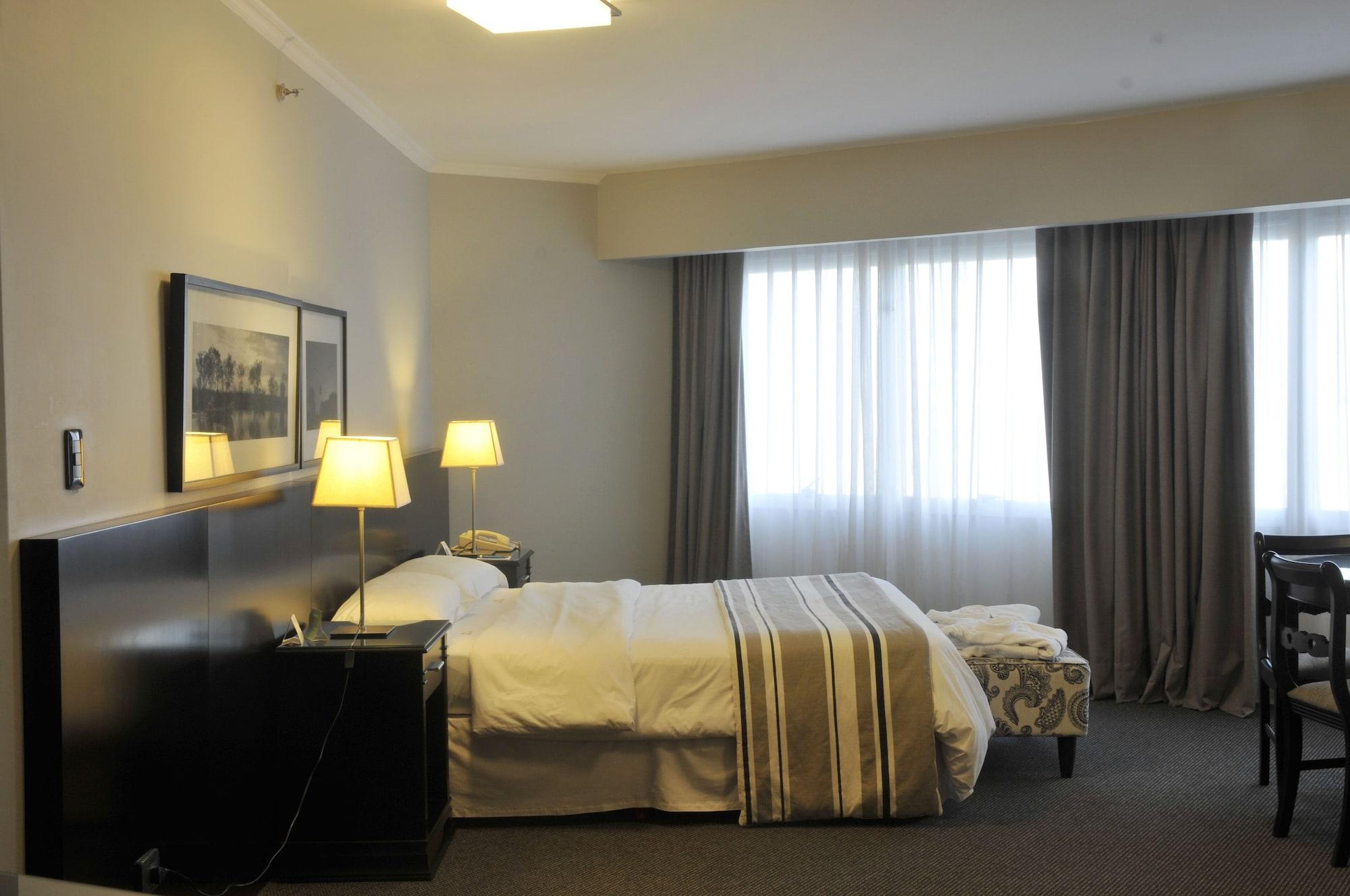 Plaza Real Suites Hotel Росарио Екстериор снимка