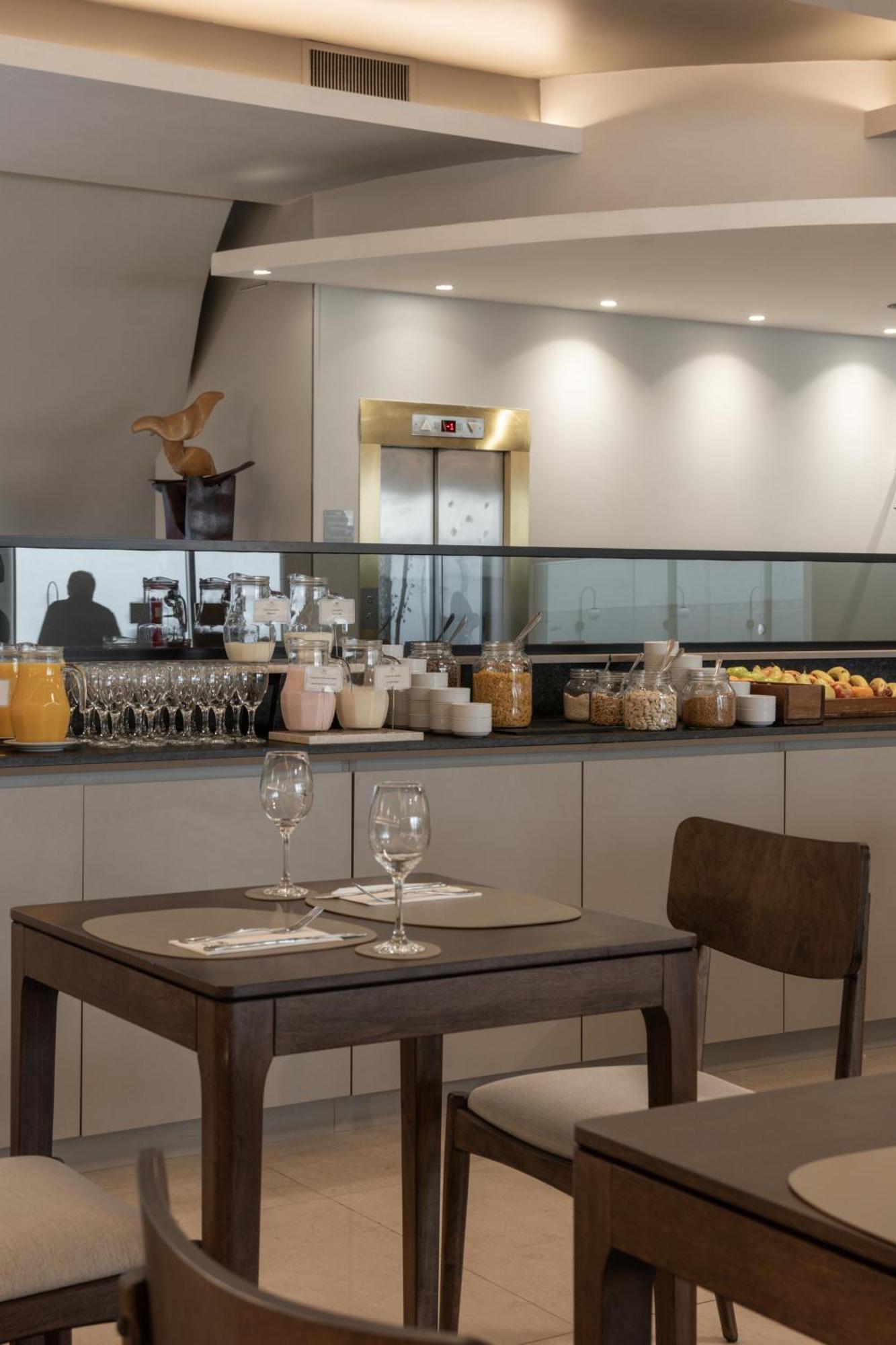Plaza Real Suites Hotel Росарио Екстериор снимка